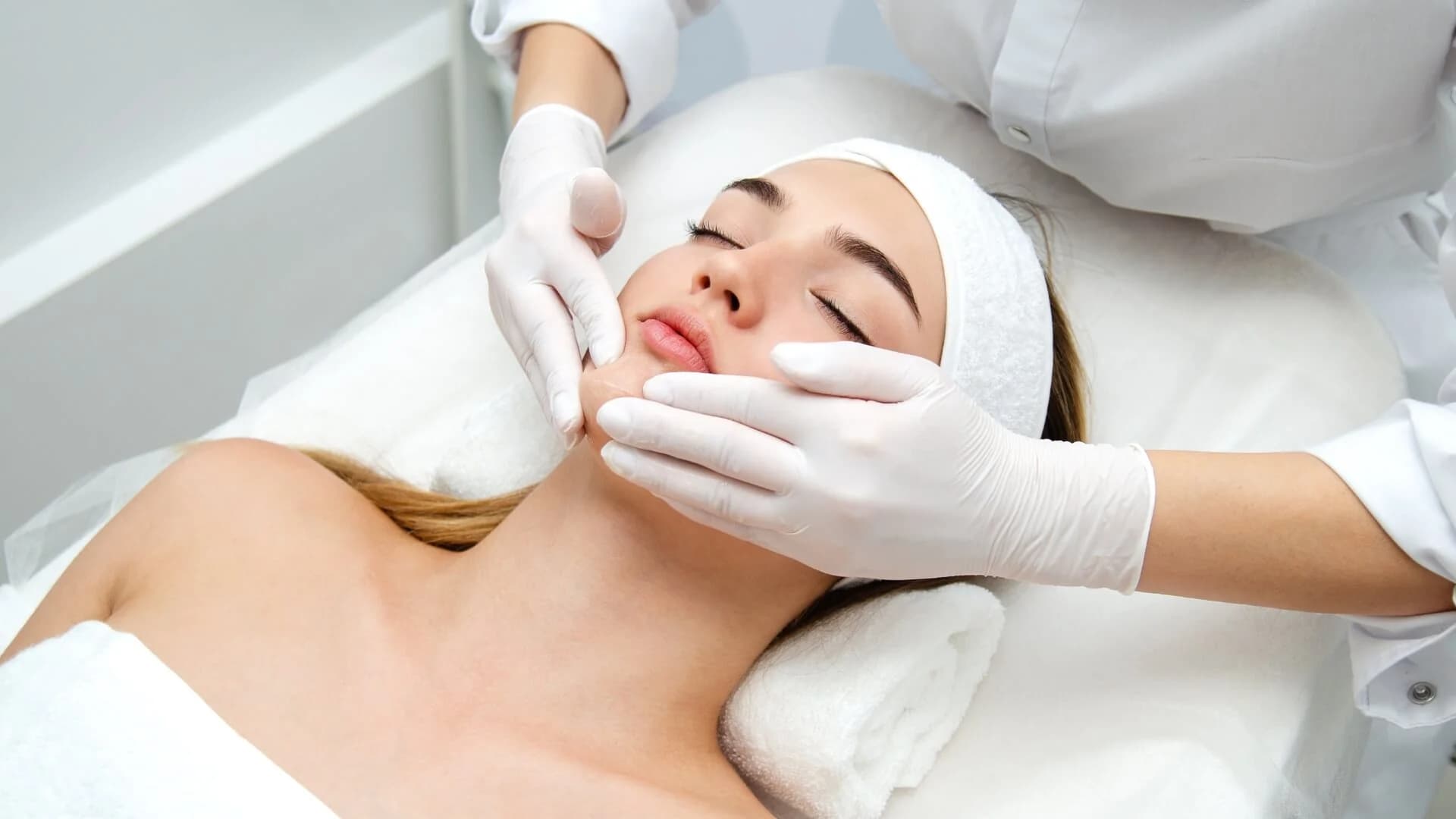 Bonvie Beauties: The Top-Rated Spa for Booty Facial Queens NY