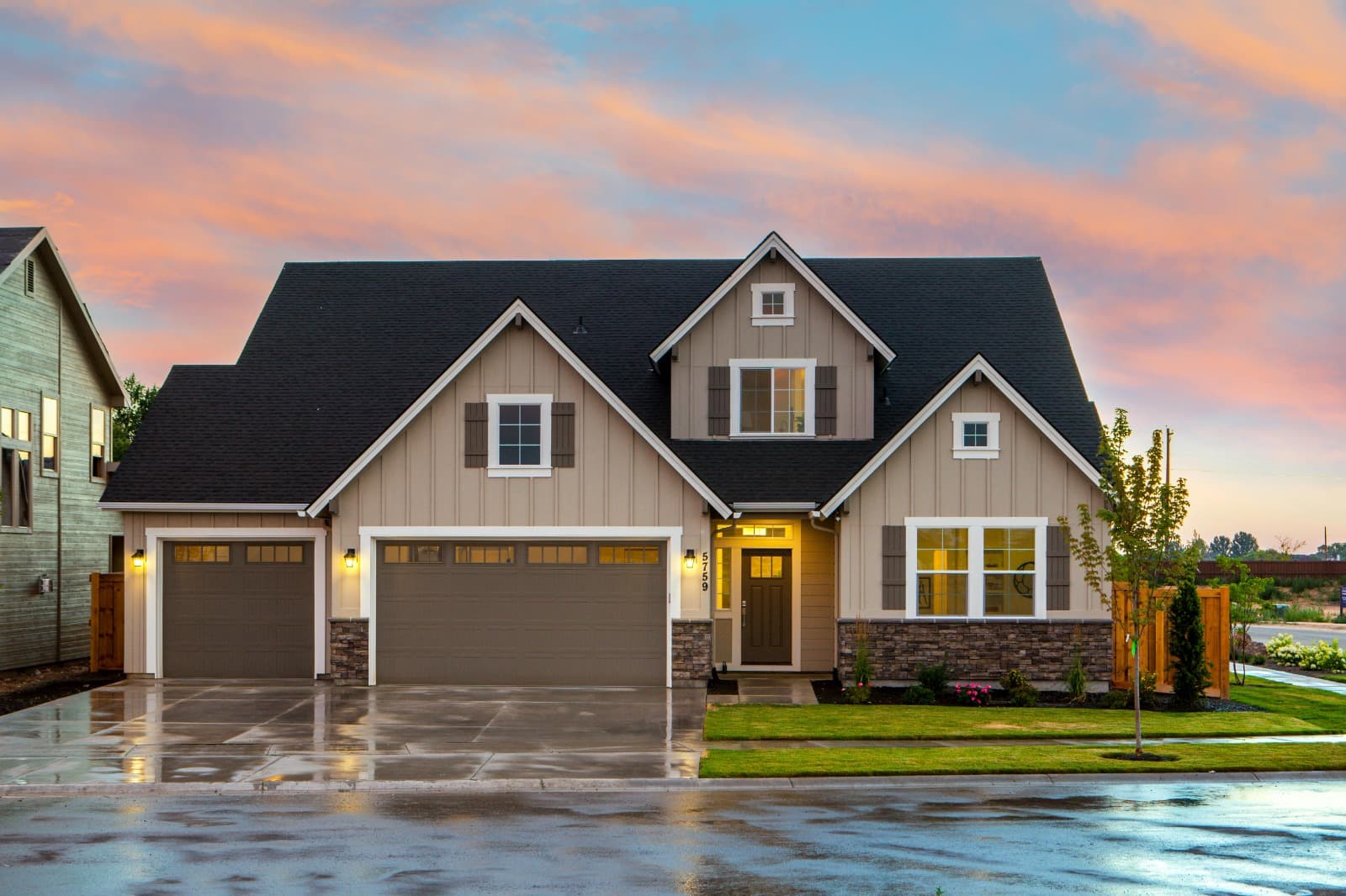 Best Seattle Condos for Sale | Luxury &amp; Affordable Options