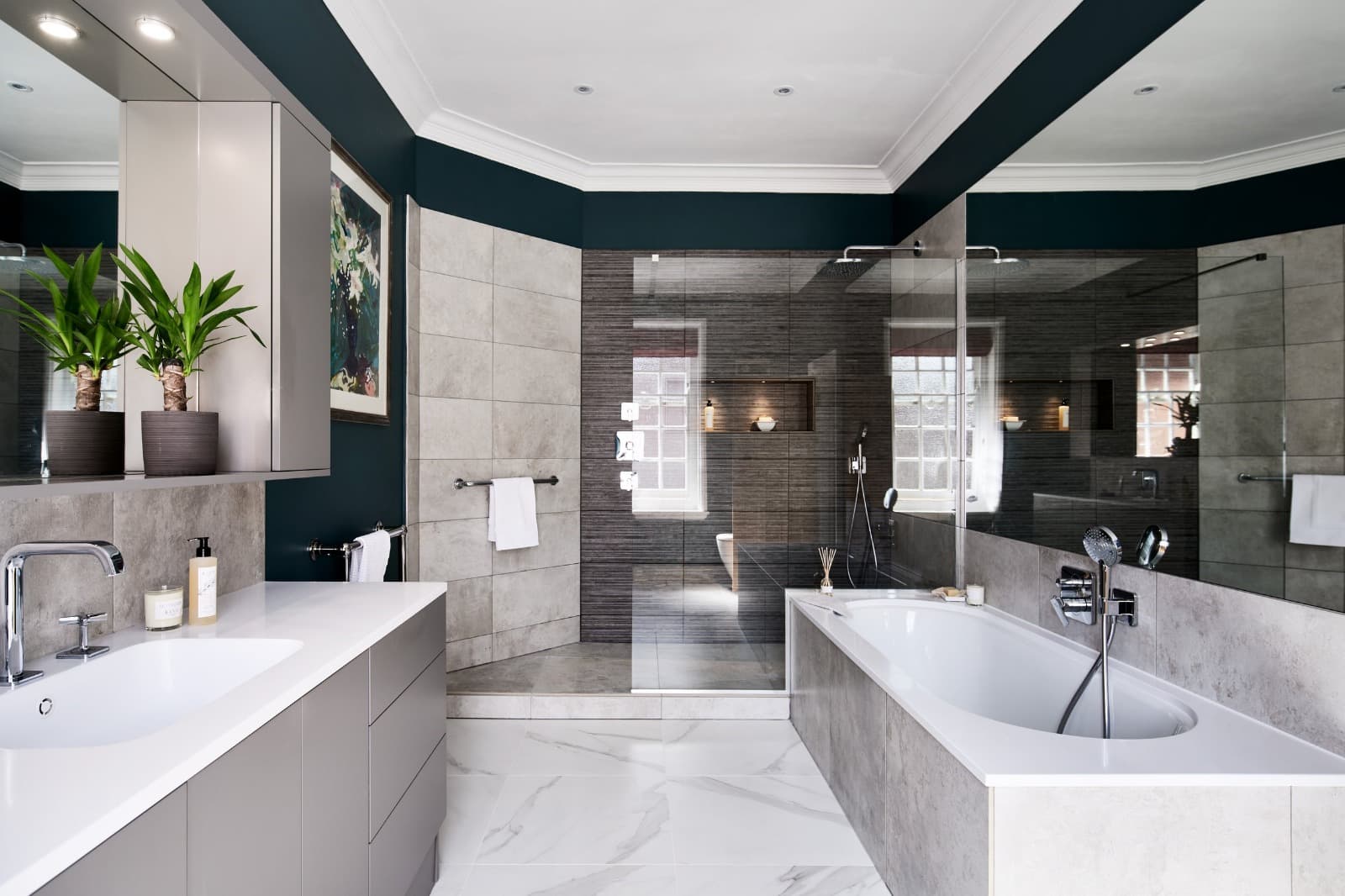 Elegant Showers That Combine Beauty and Performance