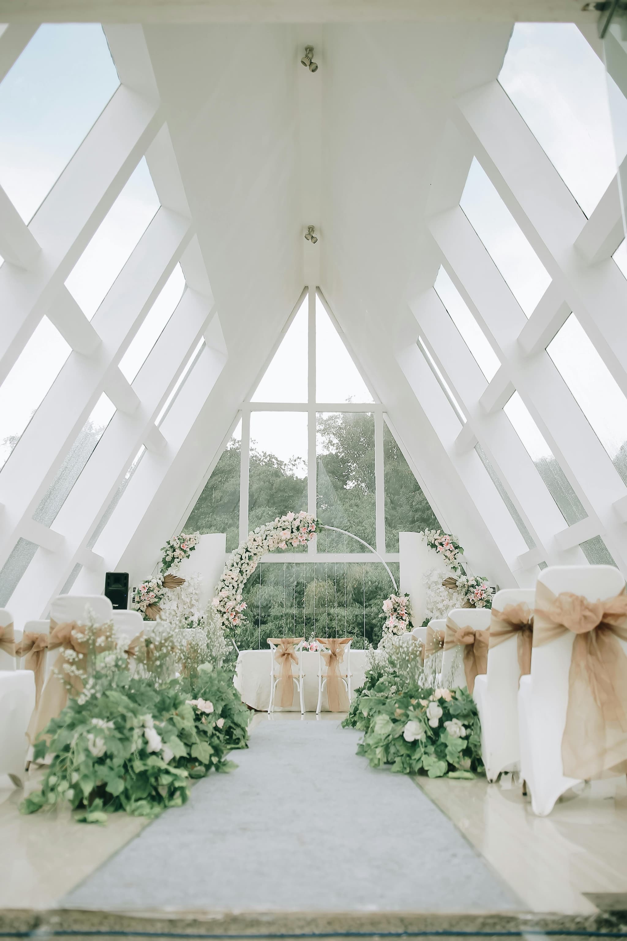 Book the Perfect Banquet Hall Near Me for Any Occasion