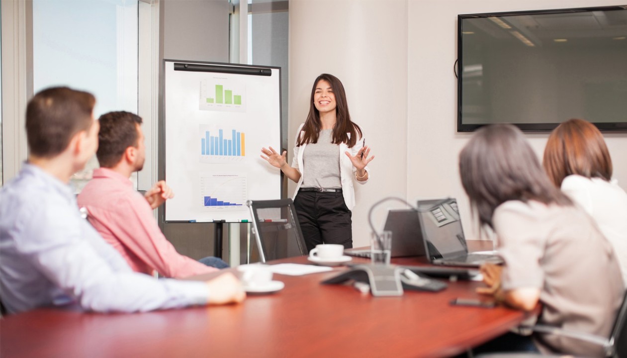 Why Bookkeeping Services Are Essential for Long-Term Business Growth