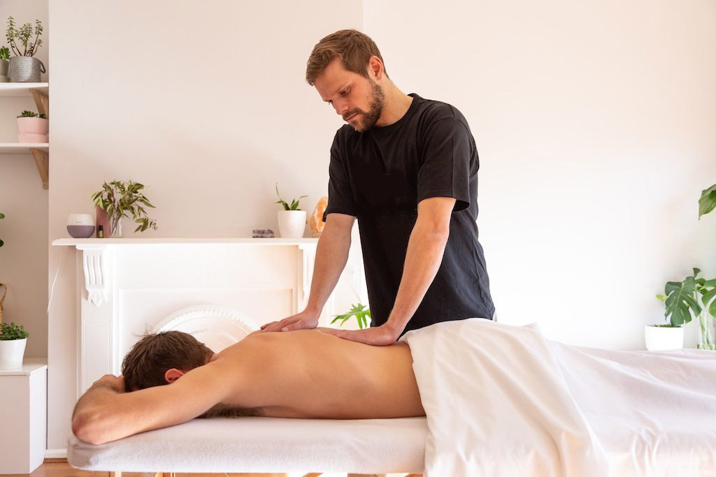 Spa Mitarbeiter Weiterbildung – Ganzheitliche Techniken &amp; Konzepte