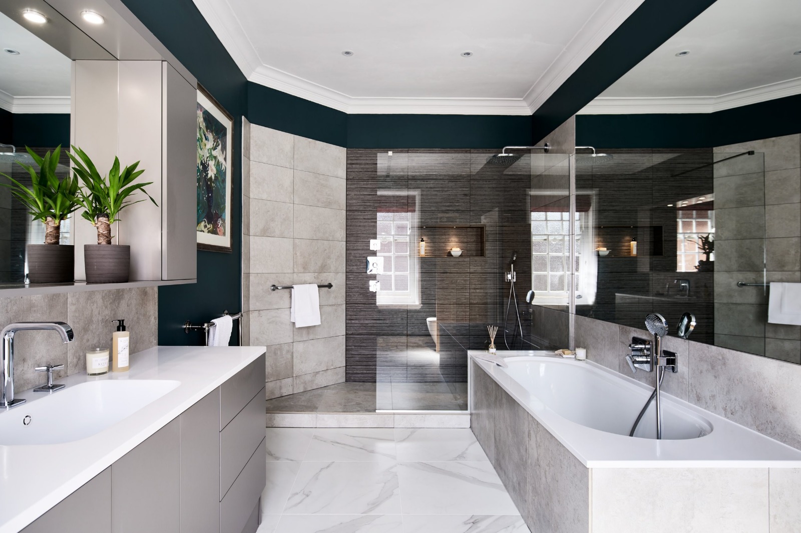 Elegant Showers That Combine Beauty and Performance
