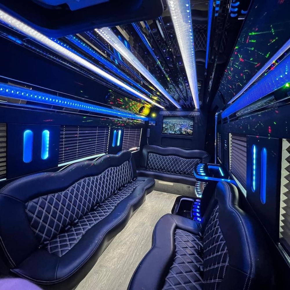 Book Professional Miami limo service Today