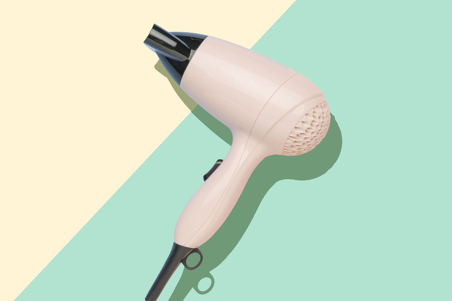 Hair Dryer Buying Tips: Features That Really Matter