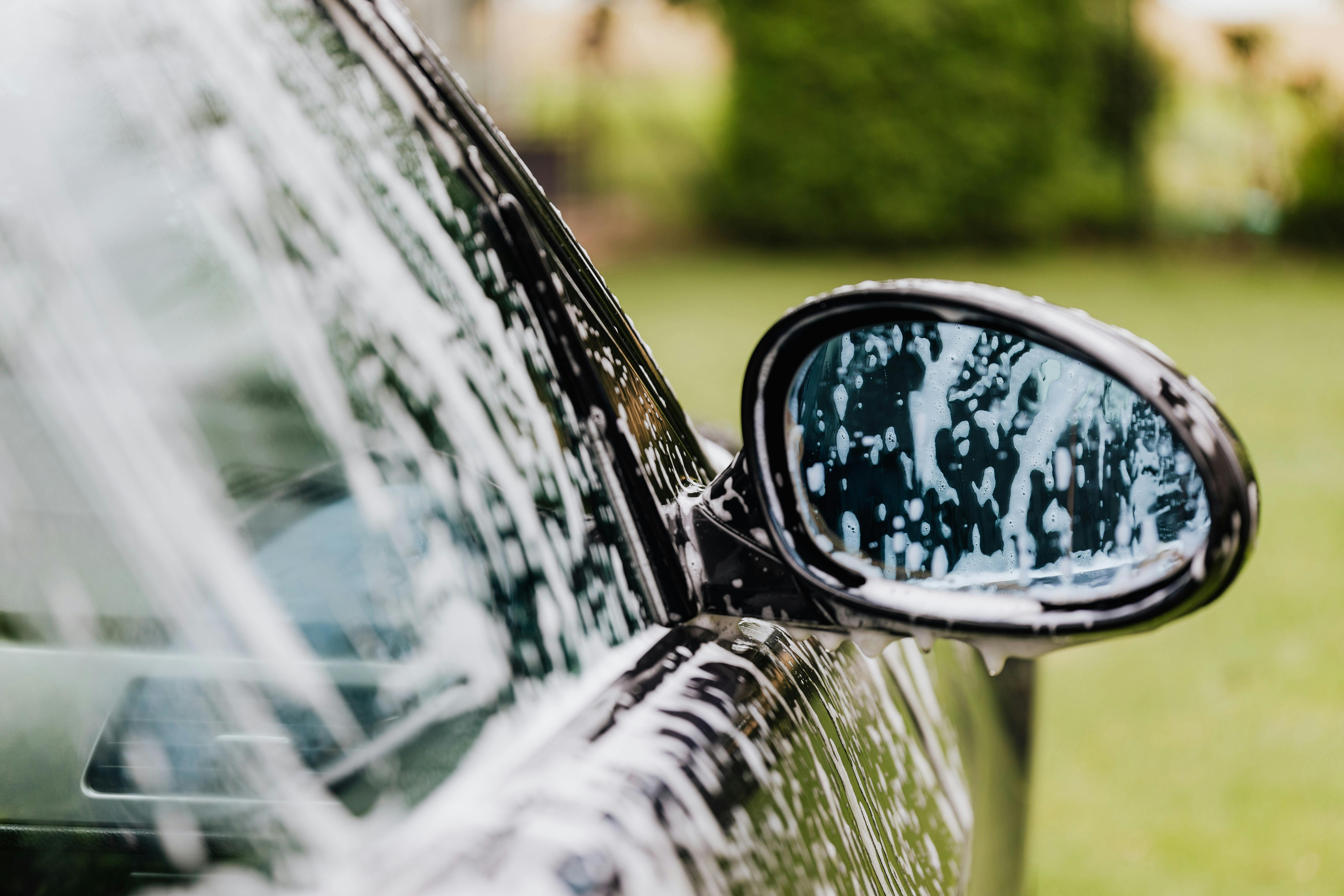 Auto Ceramic Coating for a Glossy, Hydrophobic Finish That Lasts