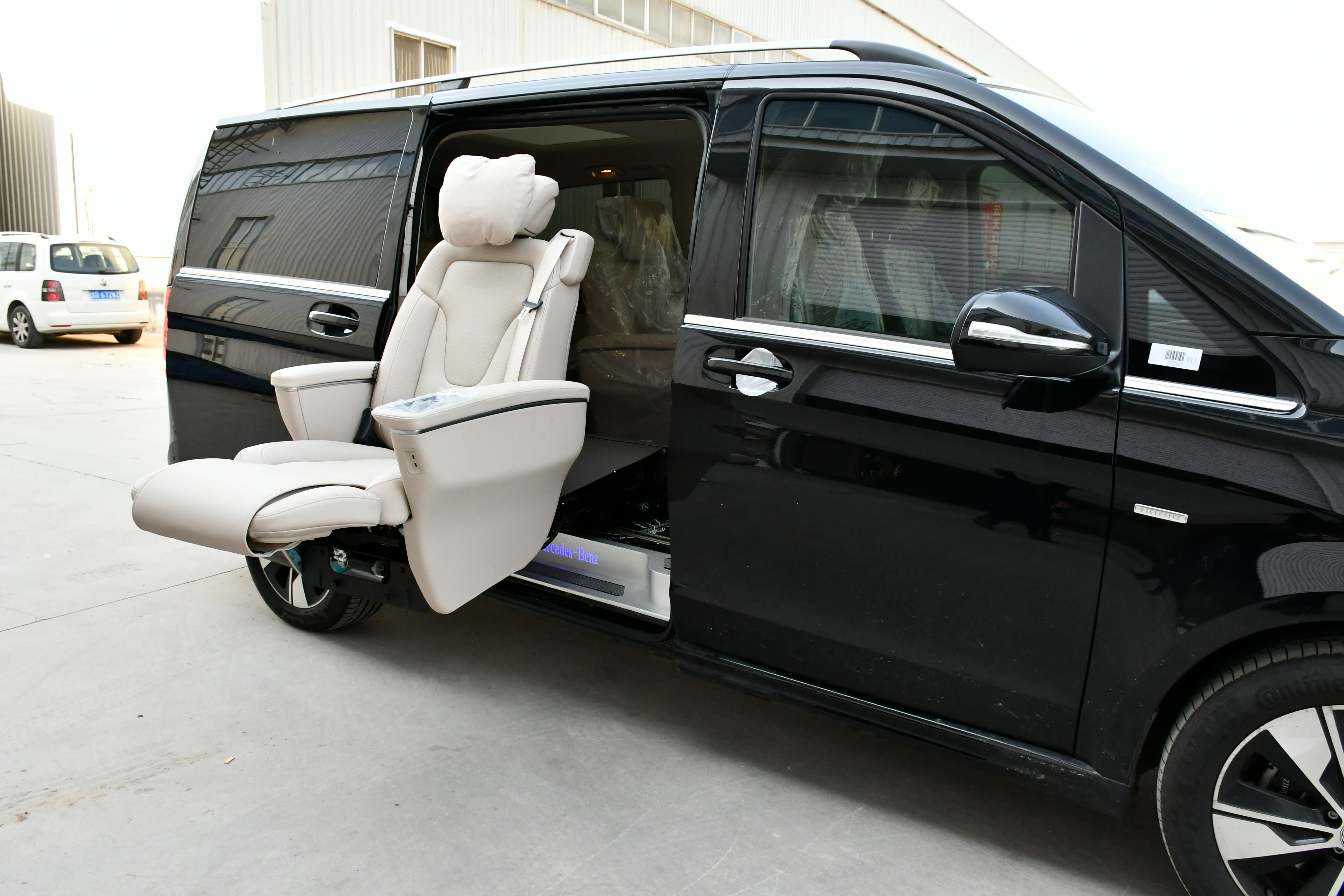 Wine tour limo service: The Ultimate Way to Explore Vineyards
