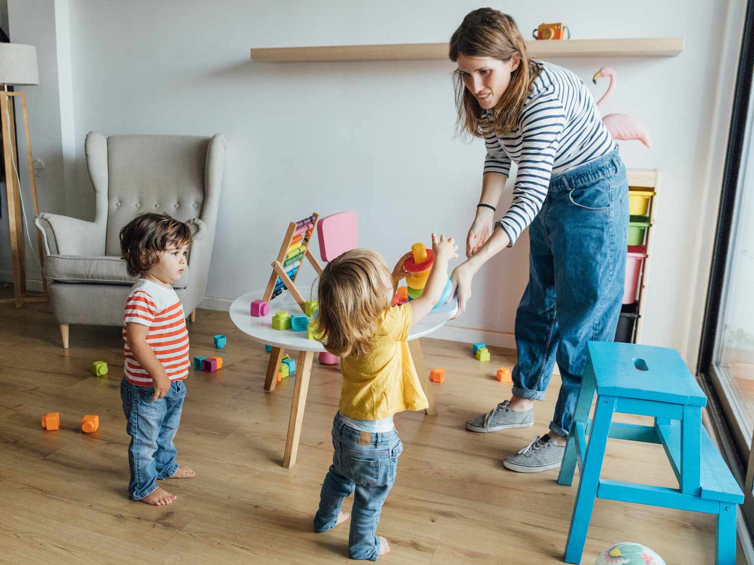 How to Hire a Nanny in Abu Dhabi Through Yaya Middle East’s Verified App