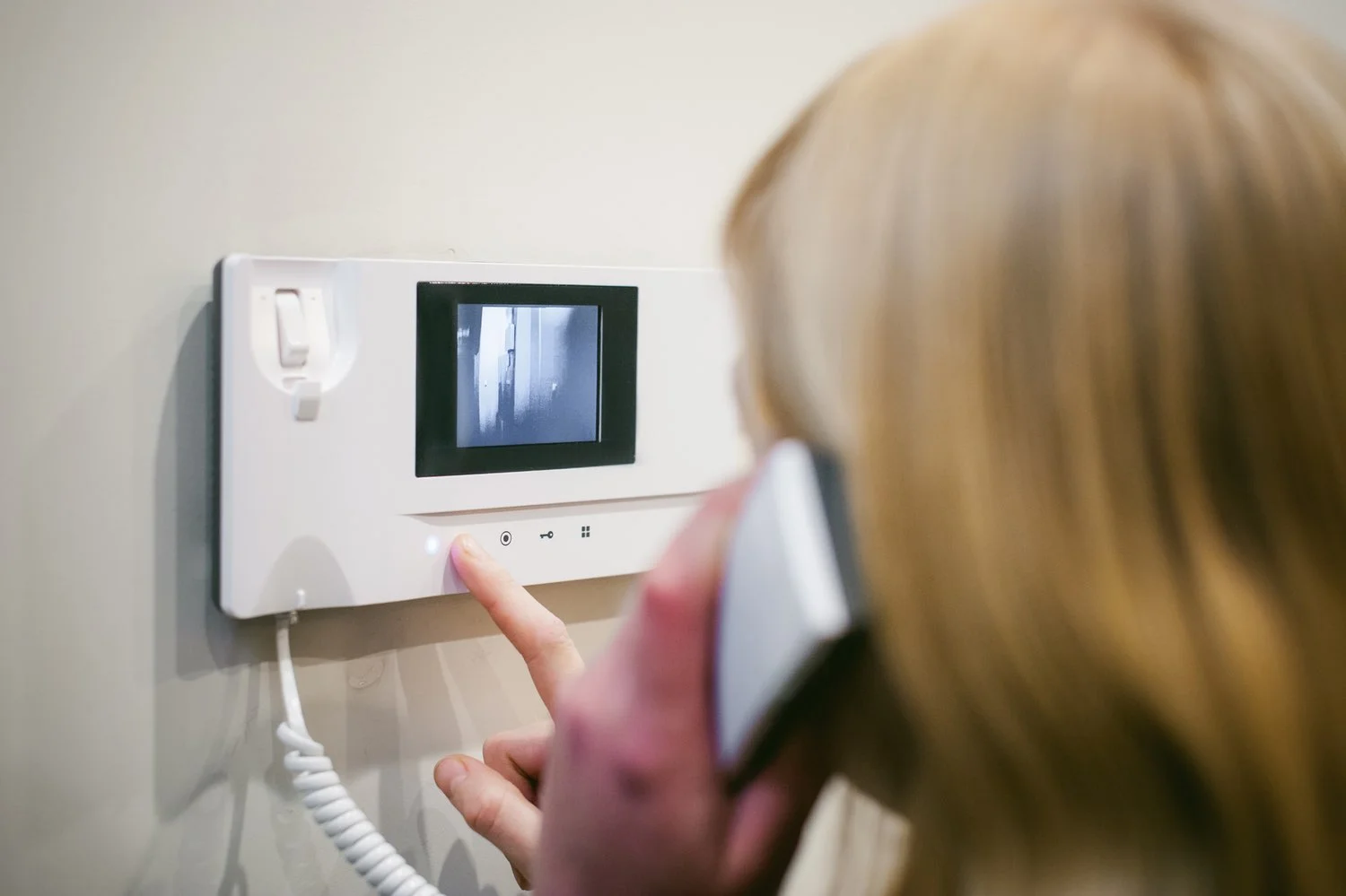 How a Modern IP Intercom System Improves Facility Safety