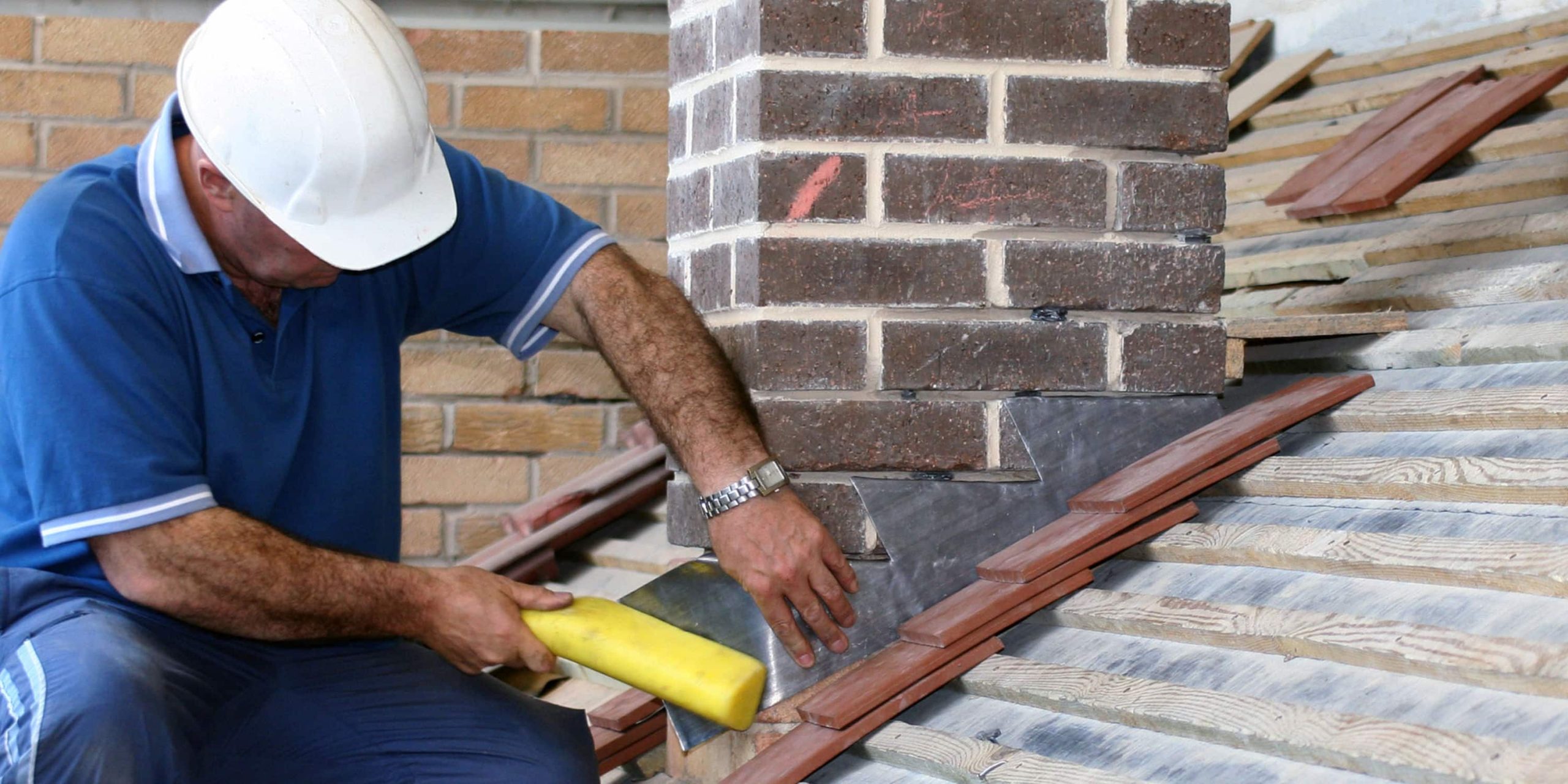 Comment Trouver un Couvreur de Confiance pour Vos Travaux de Toiture