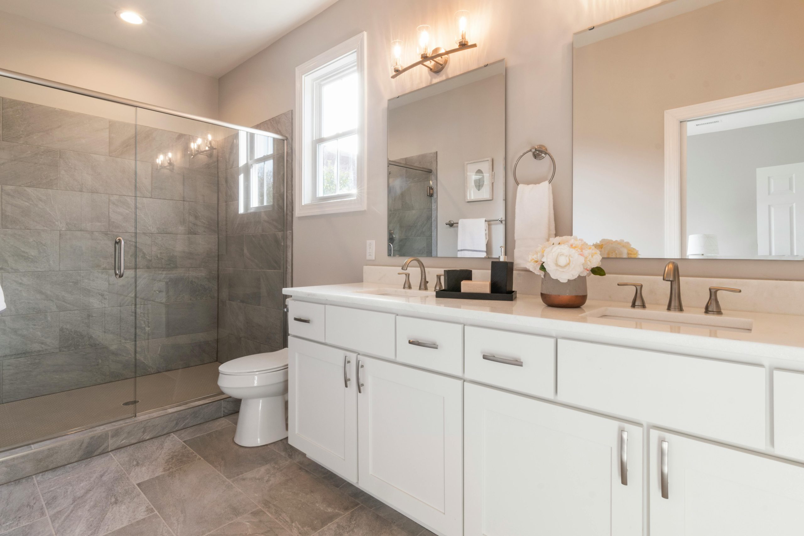 Shower Remodeling Contractor: Expert Renovations in Denver