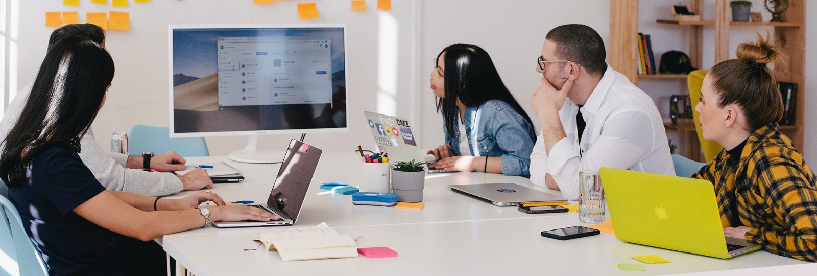 Web Designers Essex Offering Stress-Free Solutions by Qivo Innovation Limited