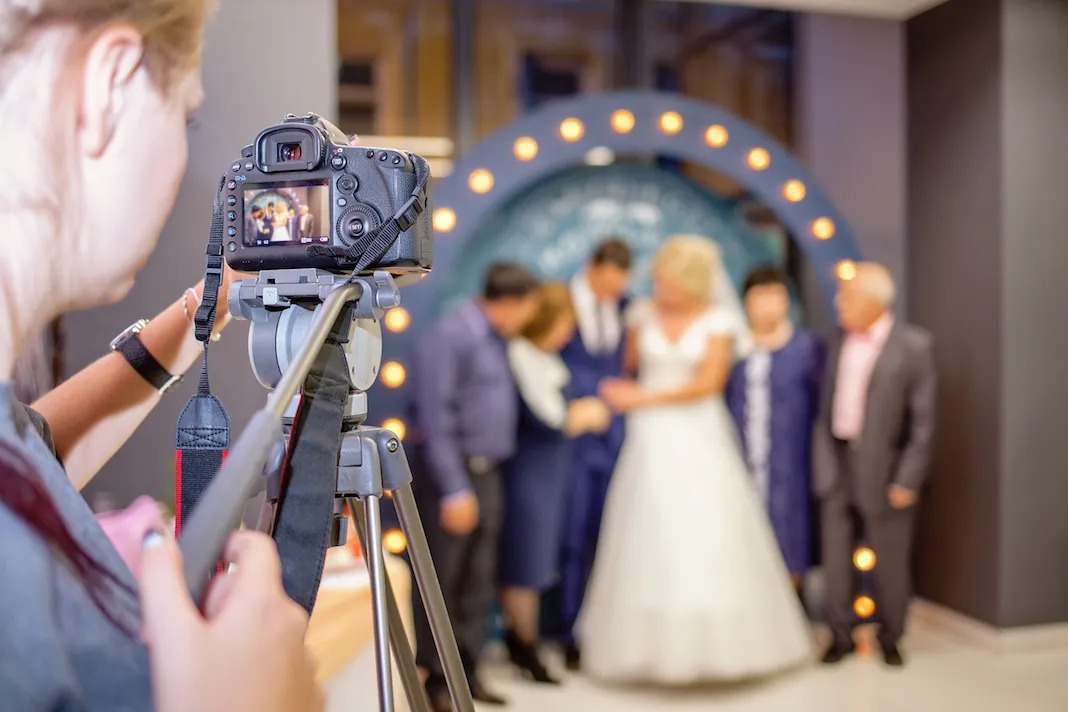 Destination Photographer for Elegant Wedding Experiences