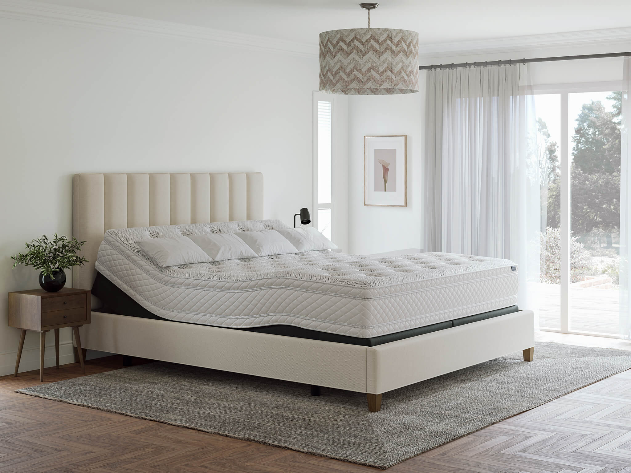 Adjustable-Bed_-lifestyle_2_609751e6-d728-4082-9116-02af2c46db20